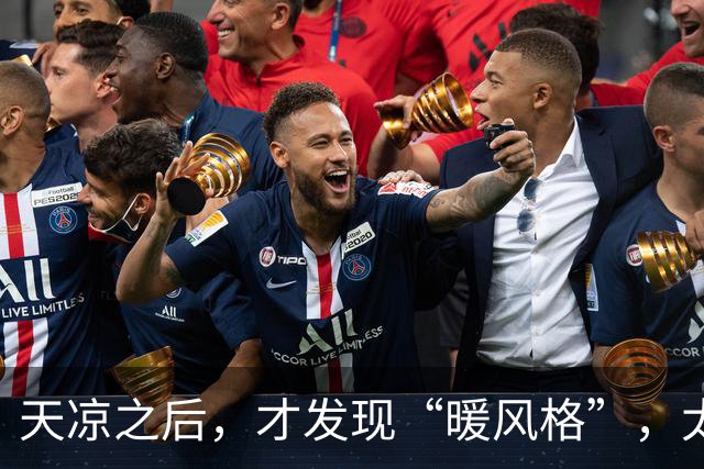 天凉之后，才发现“暖风格”，太适合中年女人了！衬气色，又显高级